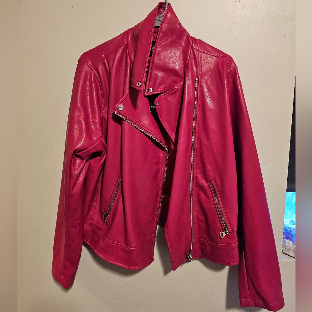 NWT Torrid Women's Vibrant Pink Faux Leather Jackett